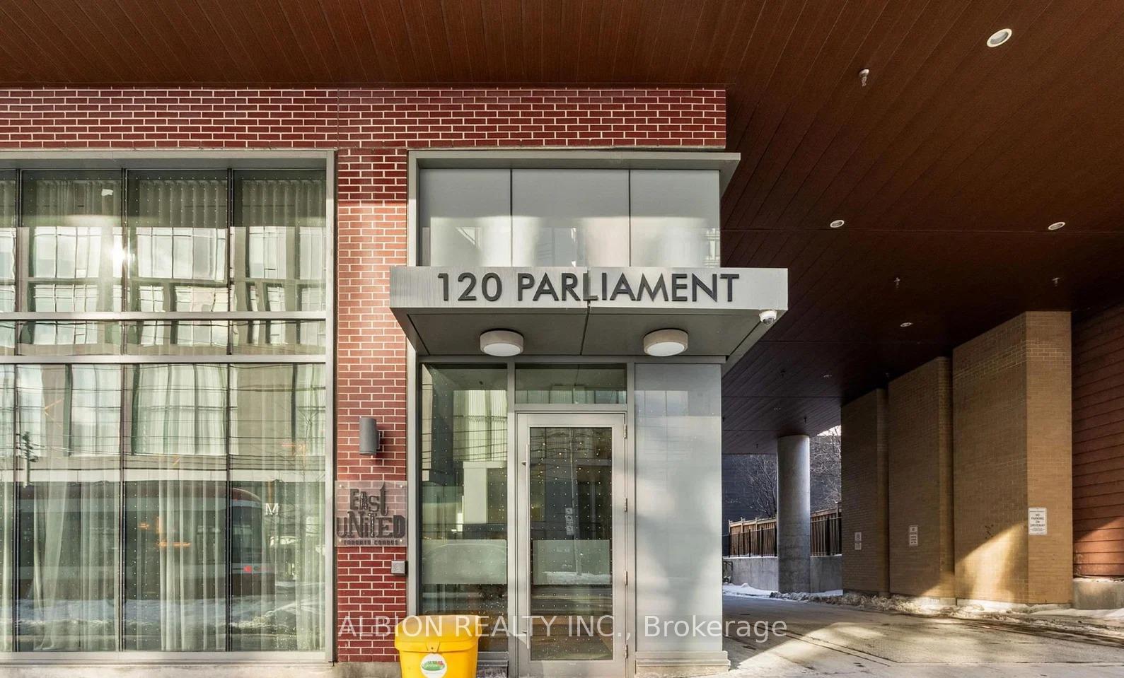Front of Unit 712, 120 Parliament Street