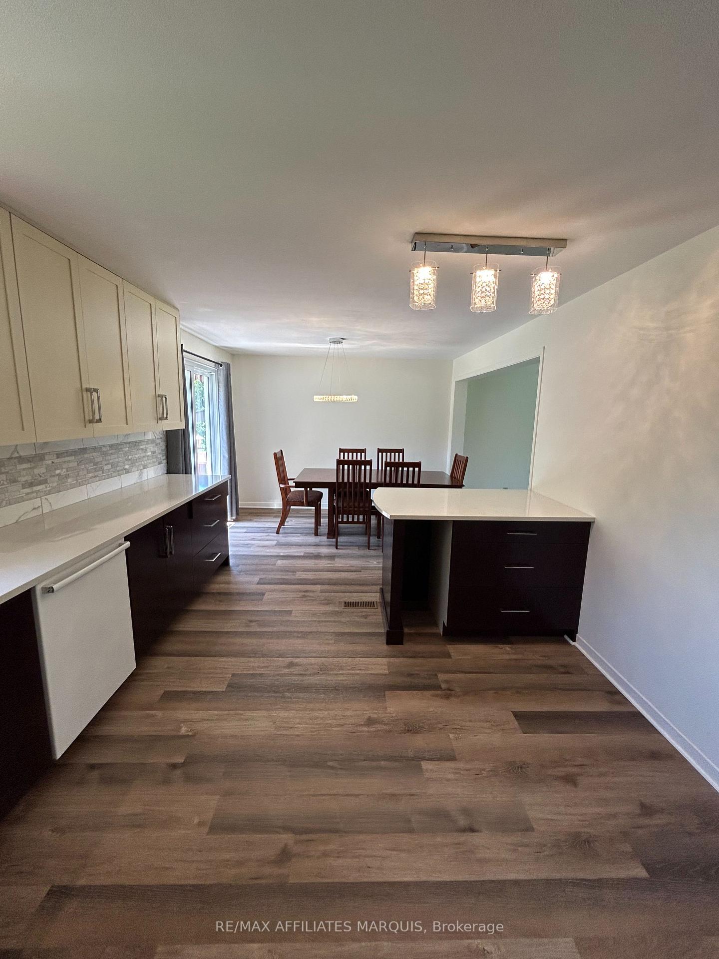 Photo 4 of 5 Polk Cres, Rideau Lakes, Rideau Lakes (Bastard) Twp — HOMEH