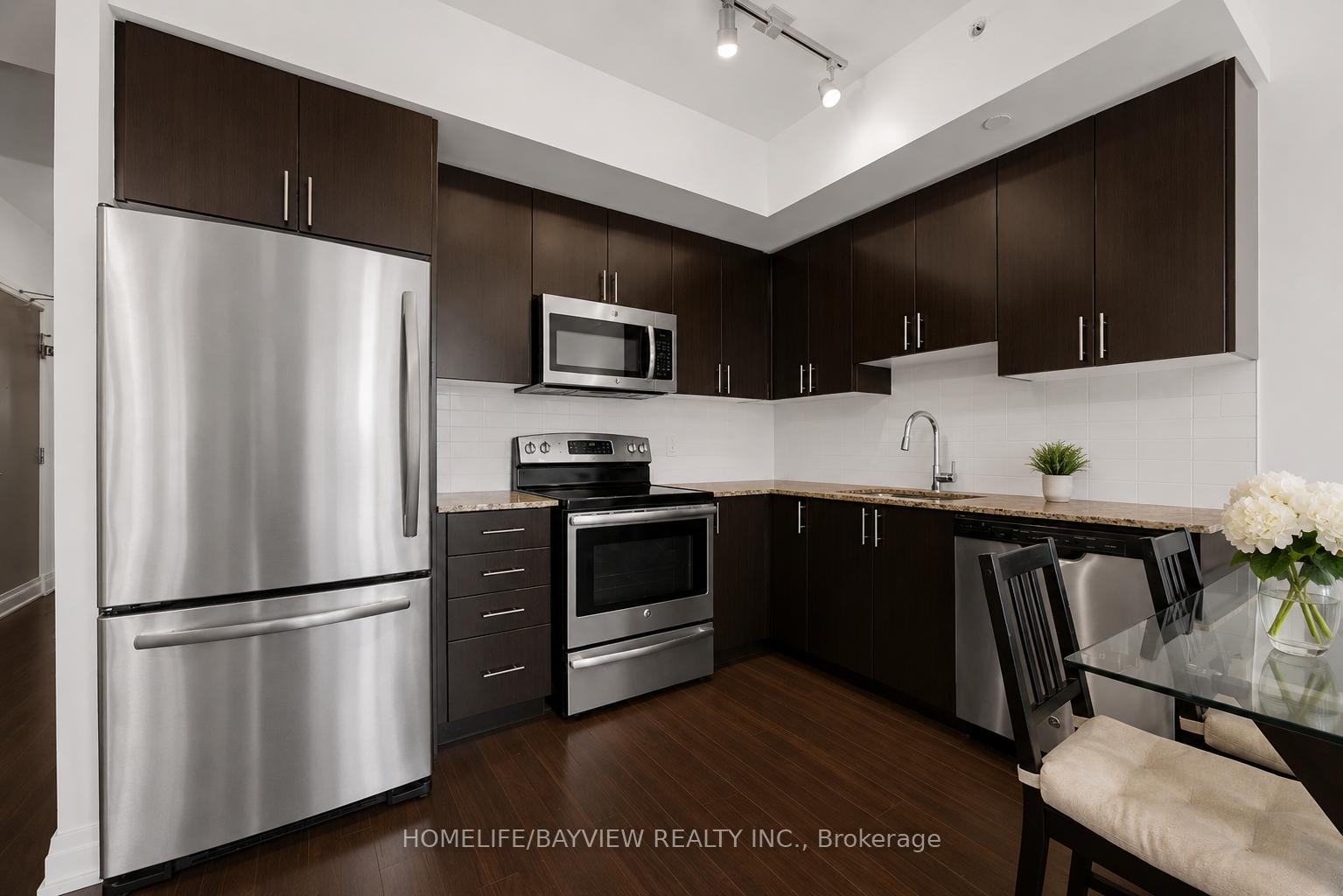 Photo 9 of Unit 1408, 7165 Yonge Street, Markham, Grandview — HOMEH