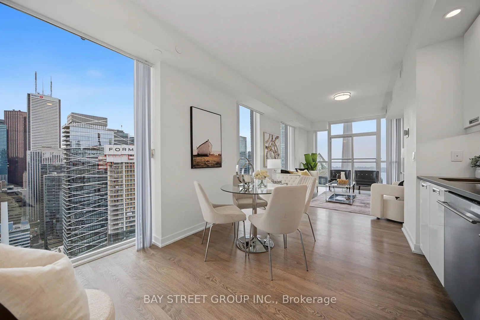 Photo 32 of Unit 3901, 99 John St, Toronto, Waterfront Communities — HOMEH