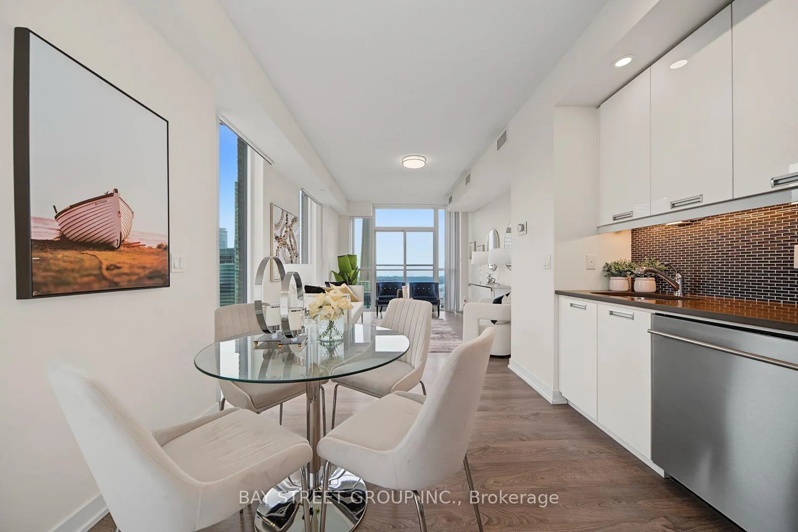 Photo 33 of Unit 3901, 99 John St, Toronto, Waterfront Communities — HOMEH
