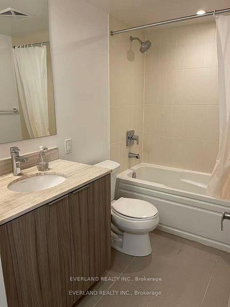 Photo 3 of Unit 1804, 955 Bay Street, Toronto, Bay Street Corridor — HOMEH