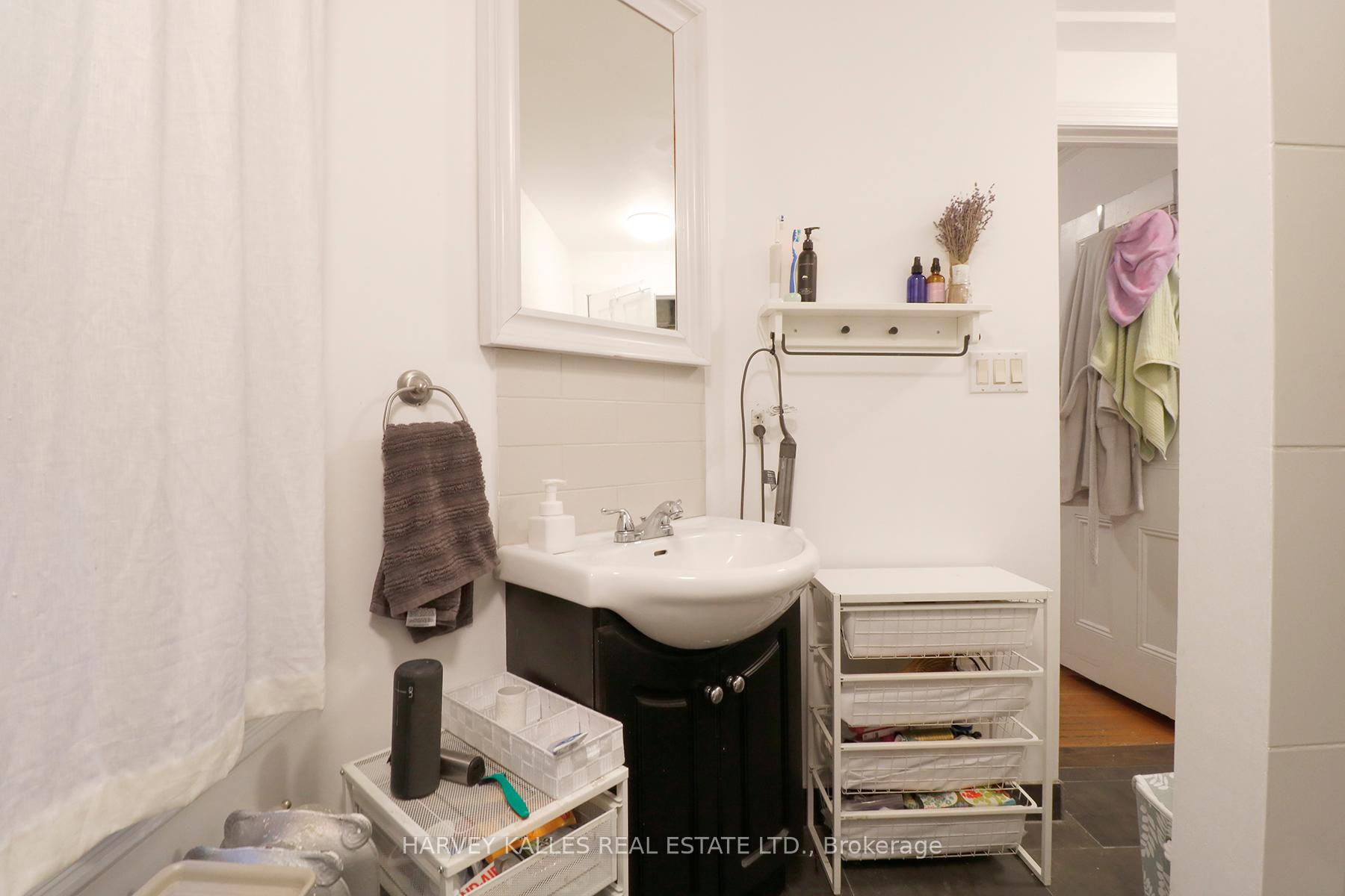 Photo 14 of Unit 2A, 107 Concord Avenue, Toronto, Palmerston-Little Italy — HOMEH