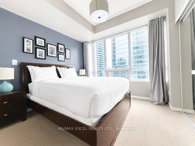 Photo 7 of Unit 3205, 65 Bremner Boulevard, Toronto, Waterfront Communities — HOMEH