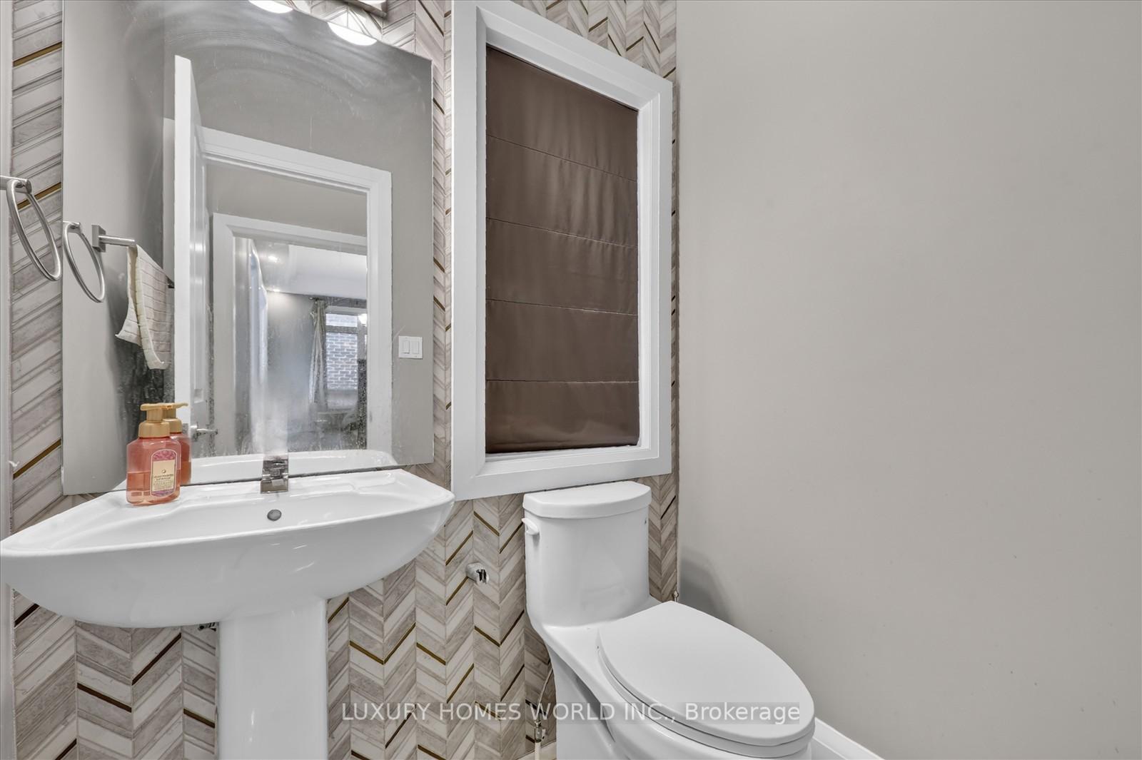 Photo 16 of 35 Starfire Drive, Scarborough, Highland Creek — HOMEH