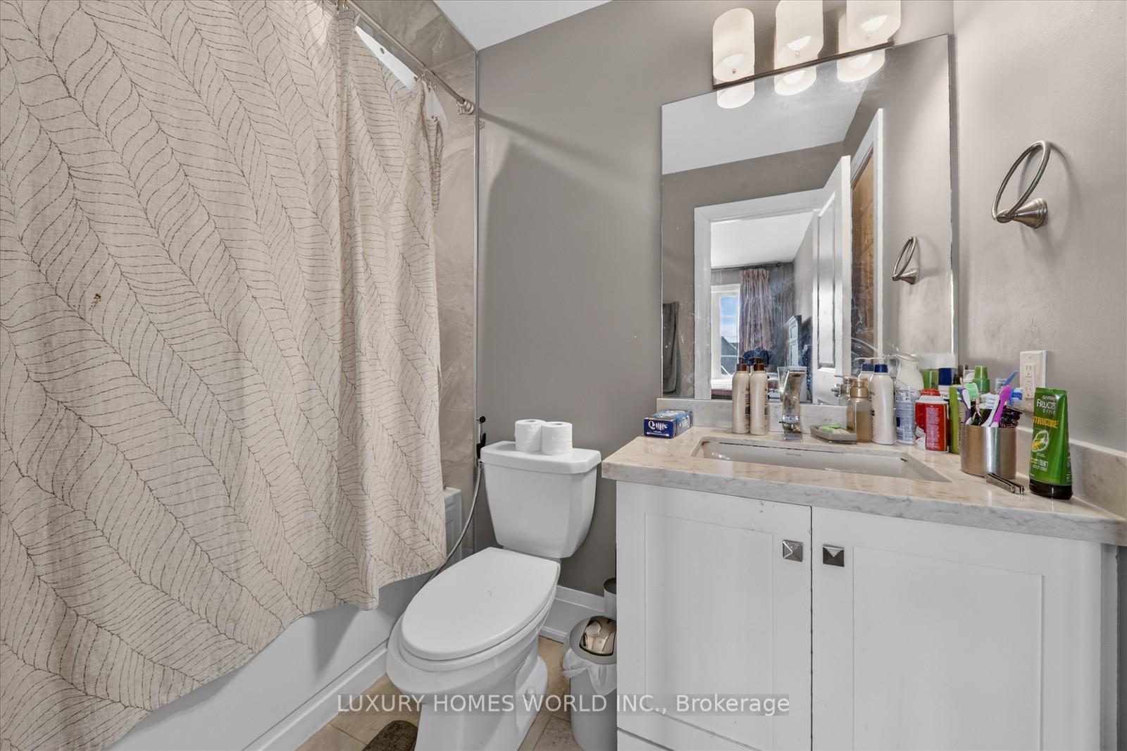 Photo 26 of 35 Starfire Drive, Scarborough, Highland Creek — HOMEH