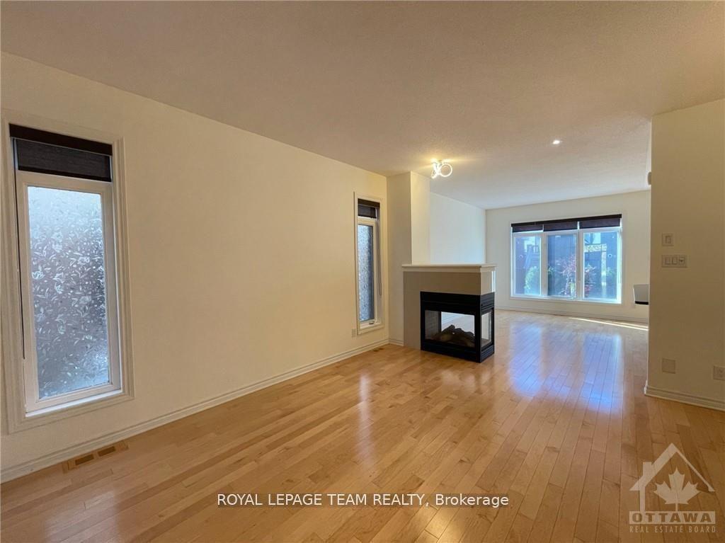 Photo 6 of 1189 Tischart Crescent, Ottawa, Kanata - Kanata Lakes/Heritage Hills — HOMEH