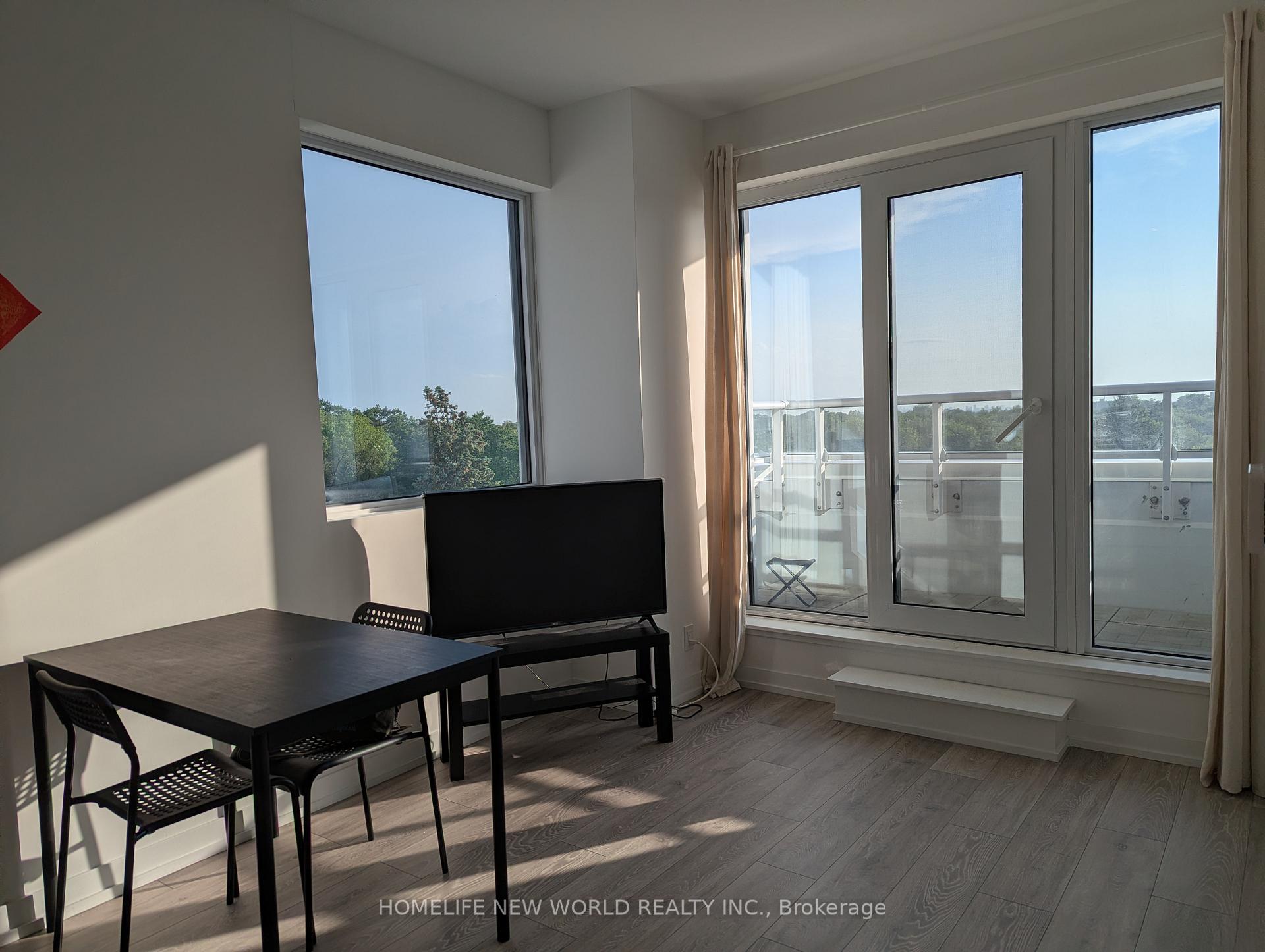Photo 5 of Unit 610, 2020 Bathurst Street, Toronto, Humewood-Cedarvale — HOMEH