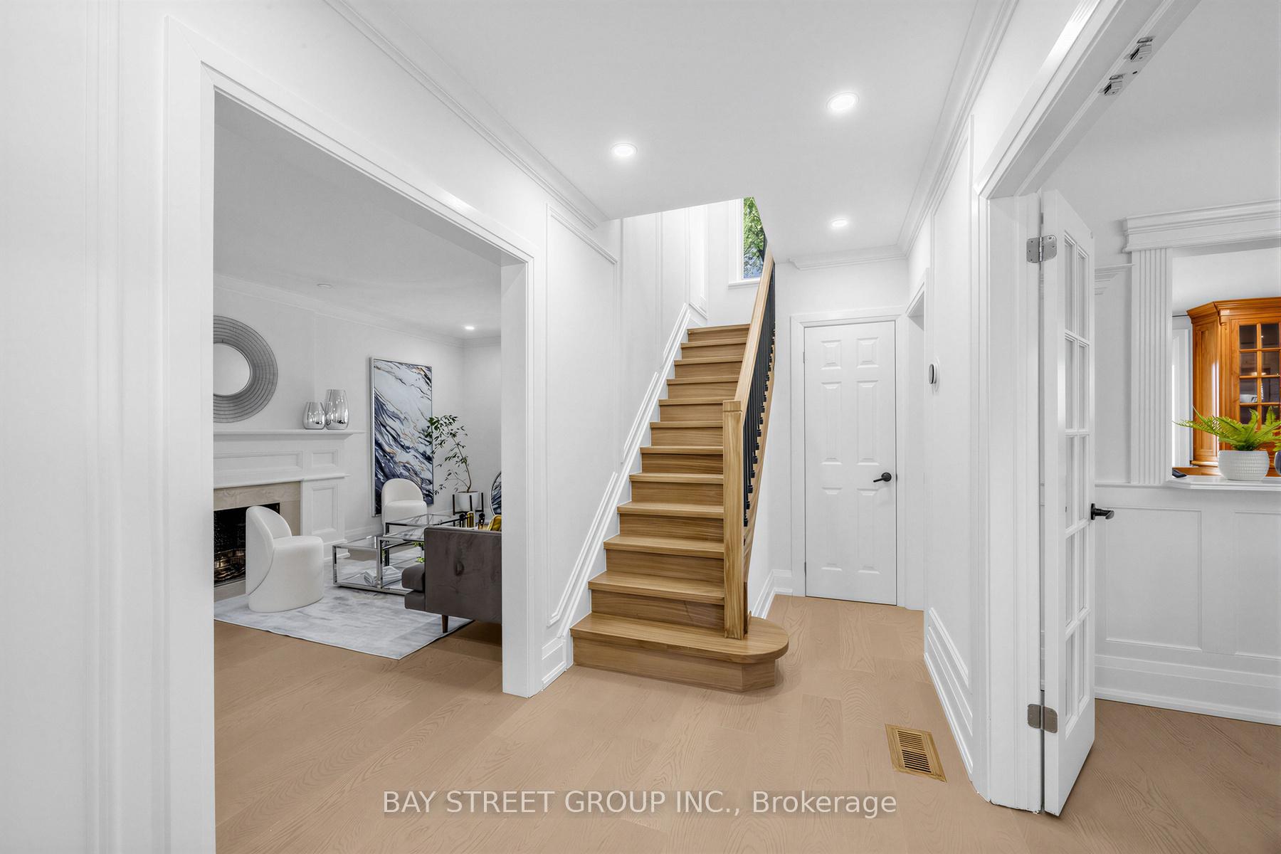 Photo 5 of 136 Humbercrest Boulevard, Toronto, Runnymede-Bloor West Village — HOMEH