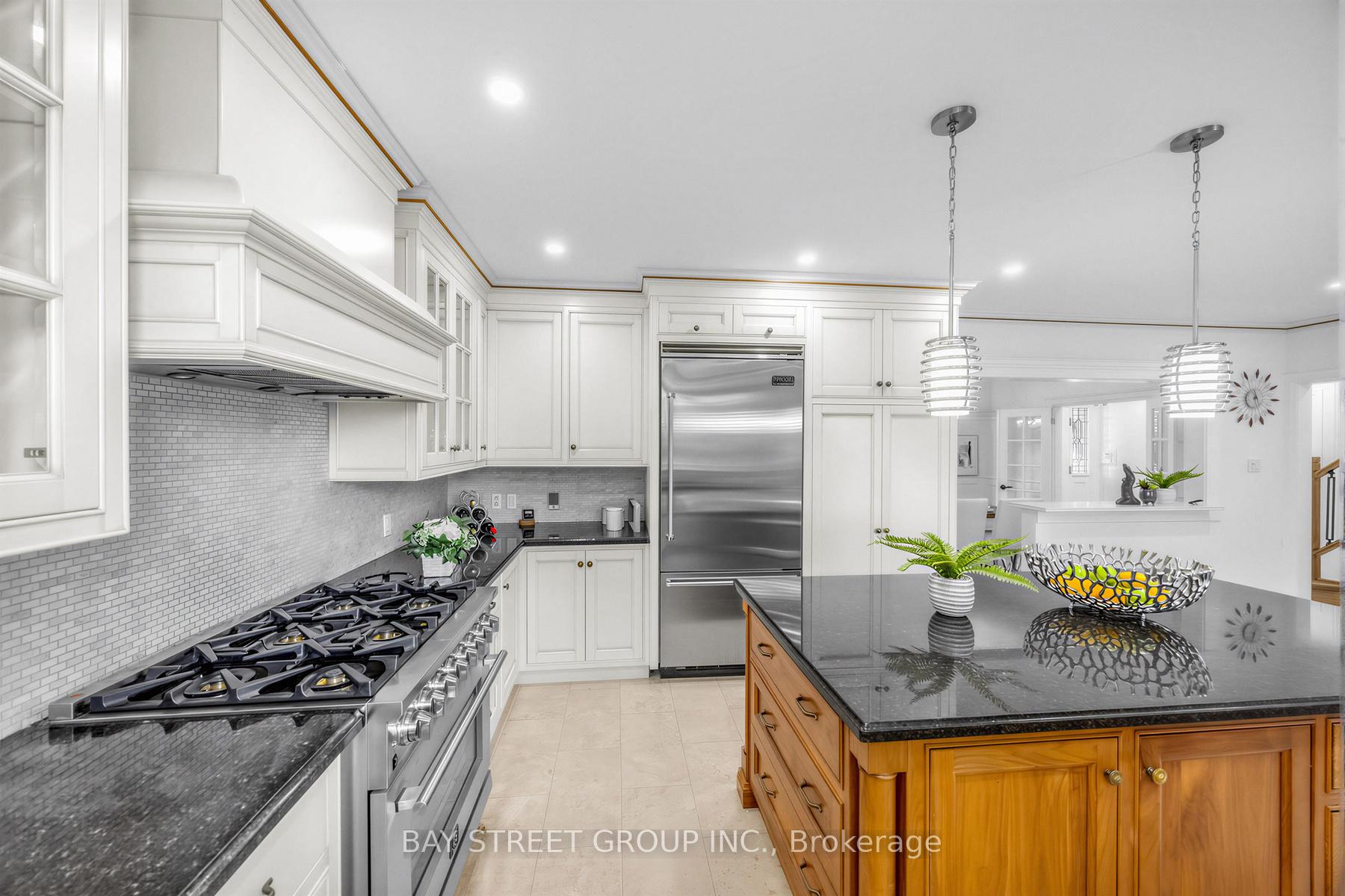 Photo 14 of 136 Humbercrest Boulevard, Toronto, Runnymede-Bloor West Village — HOMEH