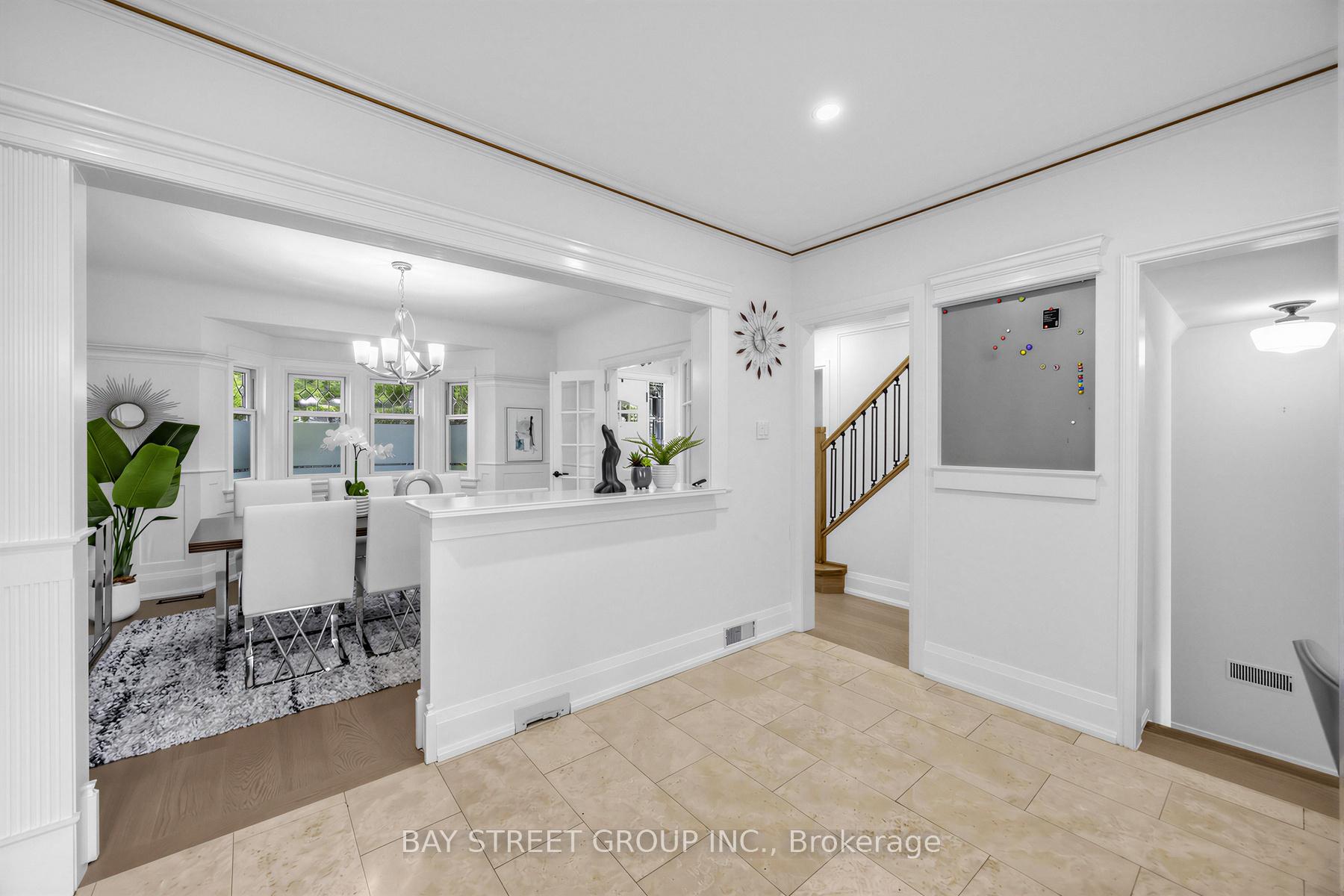 Photo 17 of 136 Humbercrest Boulevard, Toronto, Runnymede-Bloor West Village — HOMEH
