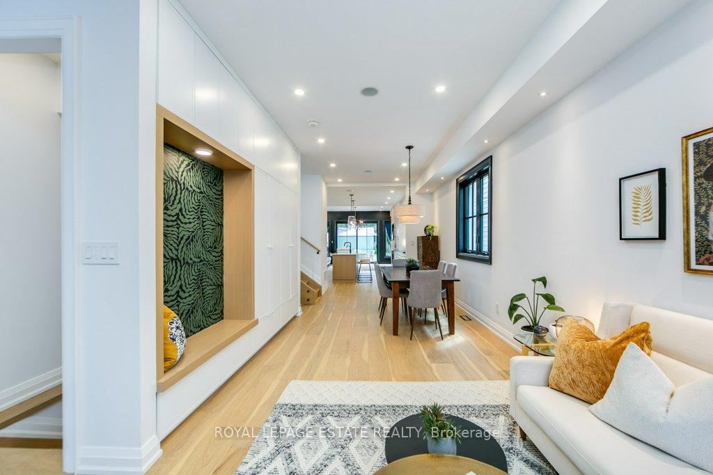 Photo 5 of 25 Herbert Avenue, Toronto, The Beaches — HOMEH