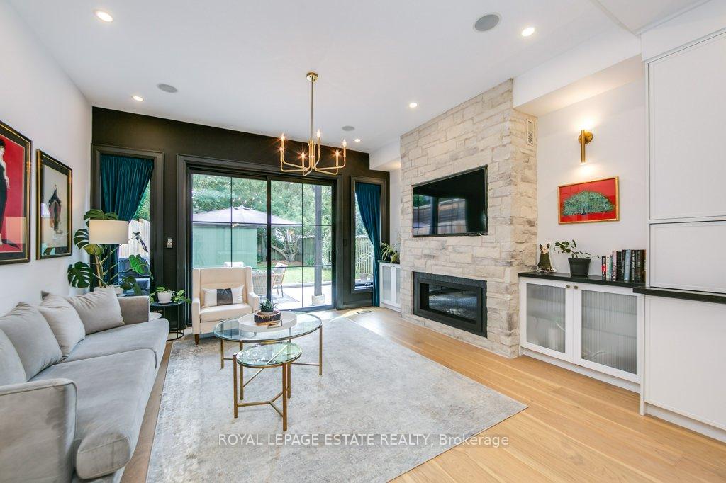 Photo 16 of 25 Herbert Avenue, Toronto, The Beaches — HOMEH