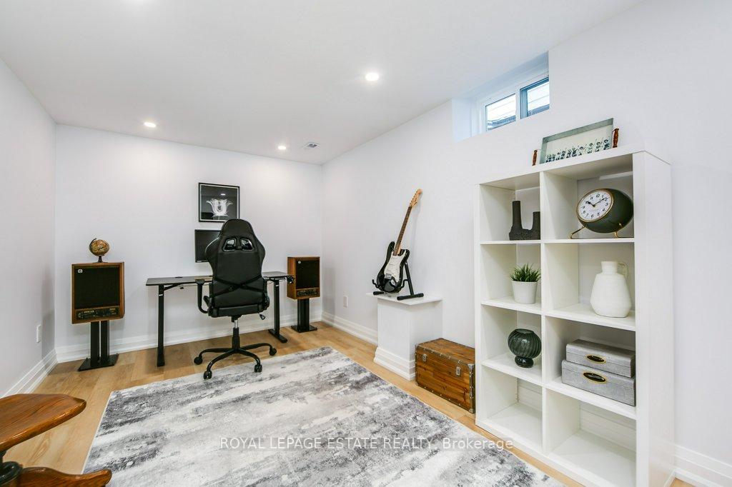 Photo 39 of 25 Herbert Avenue, Toronto, The Beaches — HOMEH