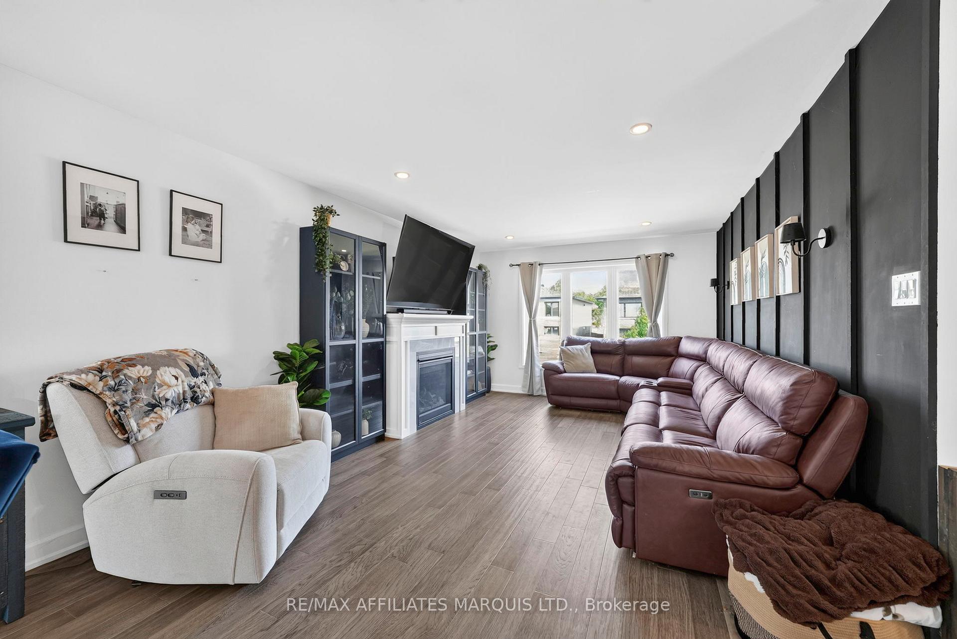 Photo 2 of 183 Emily Jade Crescent, Cornwall, Cornwall — HOMEH