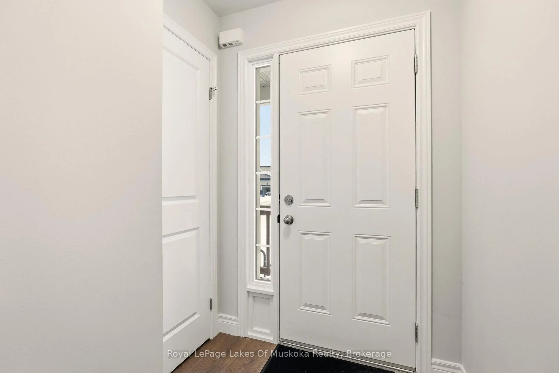 Photo 9 of 17 Mcconnell Crescent, Bracebridge, Macaulay — HOMEH