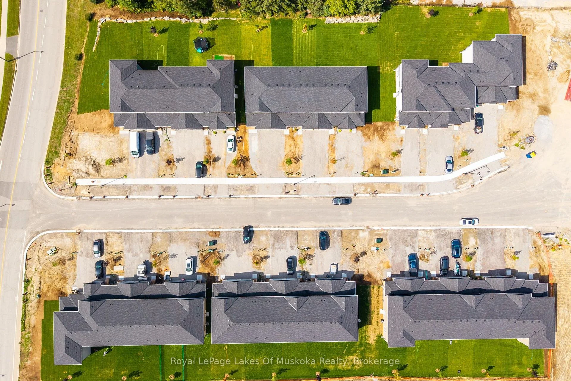 Photo 10 of 17 Mcconnell Crescent, Bracebridge, Macaulay — HOMEH