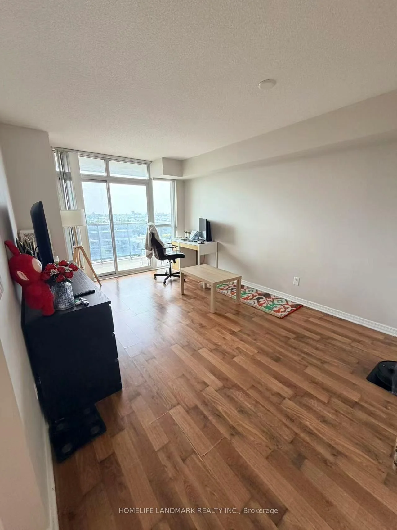 Photo 21 of Unit 1406, 3 Michael Power Place S, Etobicoke, Islington-City Centre West — HOMEH