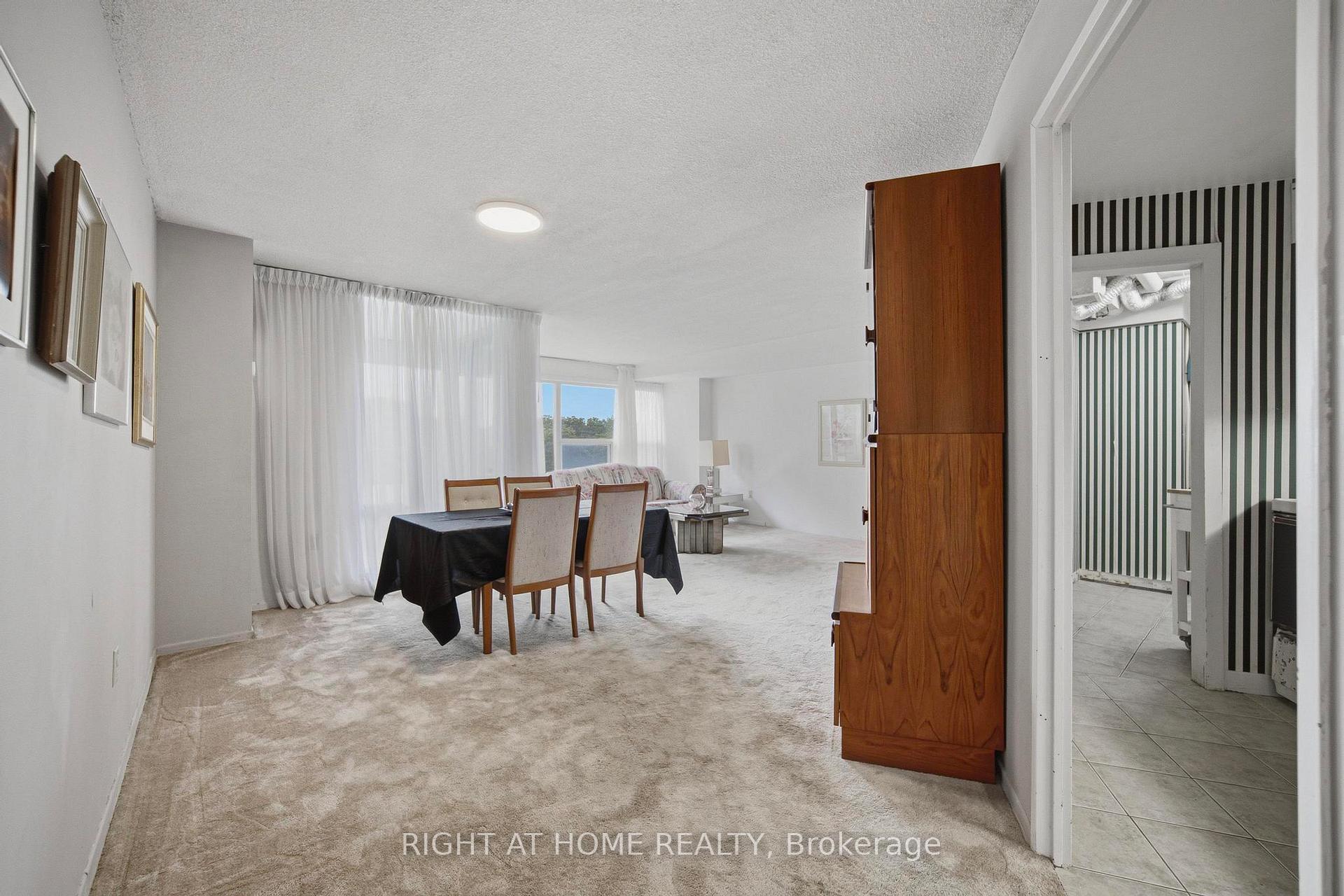 Photo 2 of Unit 419, 475 The West Mall, Etobicoke, Etobicoke West Mall — HOMEH