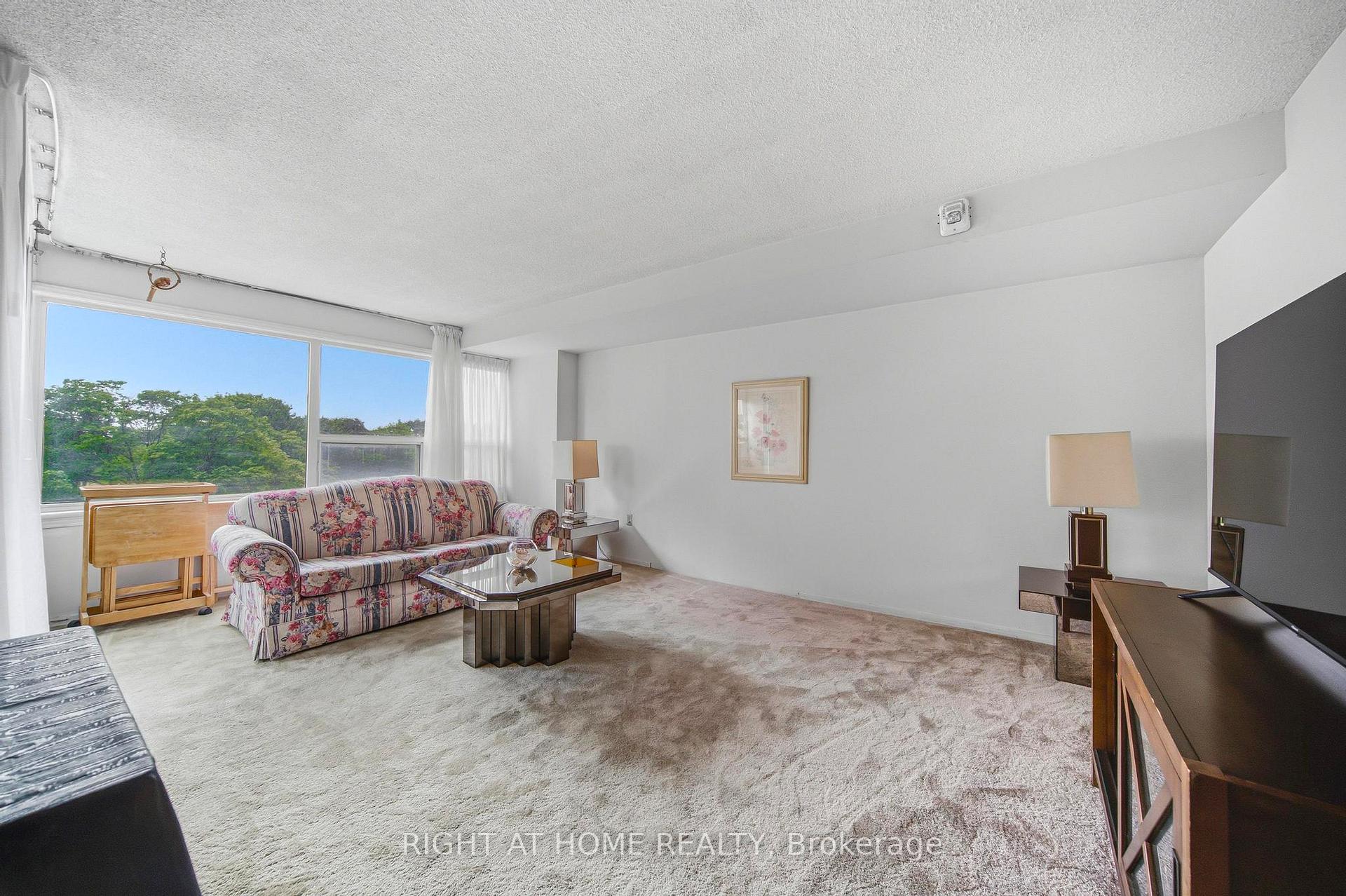 Photo 4 of Unit 419, 475 The West Mall, Etobicoke, Etobicoke West Mall — HOMEH