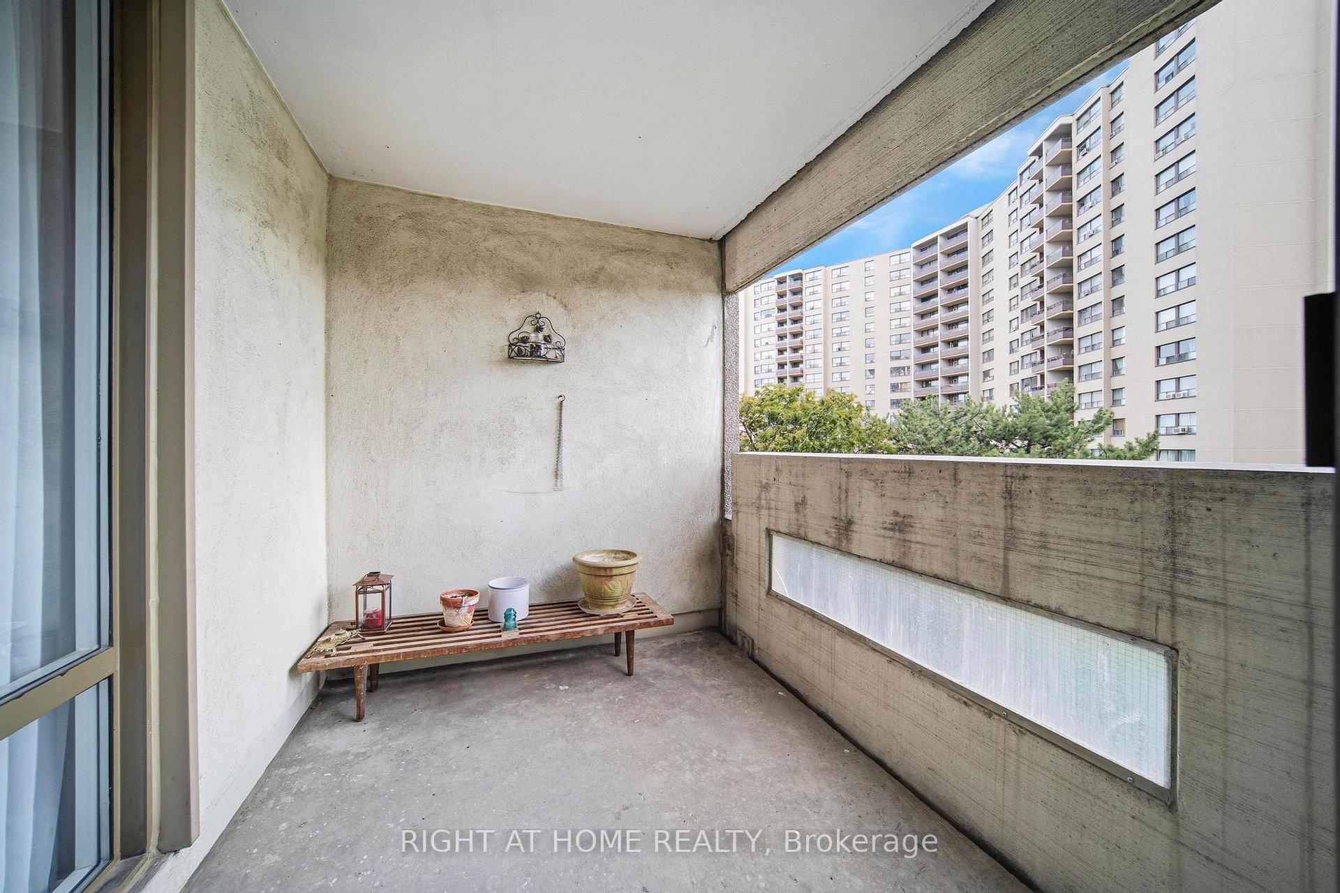 Photo 11 of Unit 419, 475 The West Mall, Etobicoke, Etobicoke West Mall — HOMEH