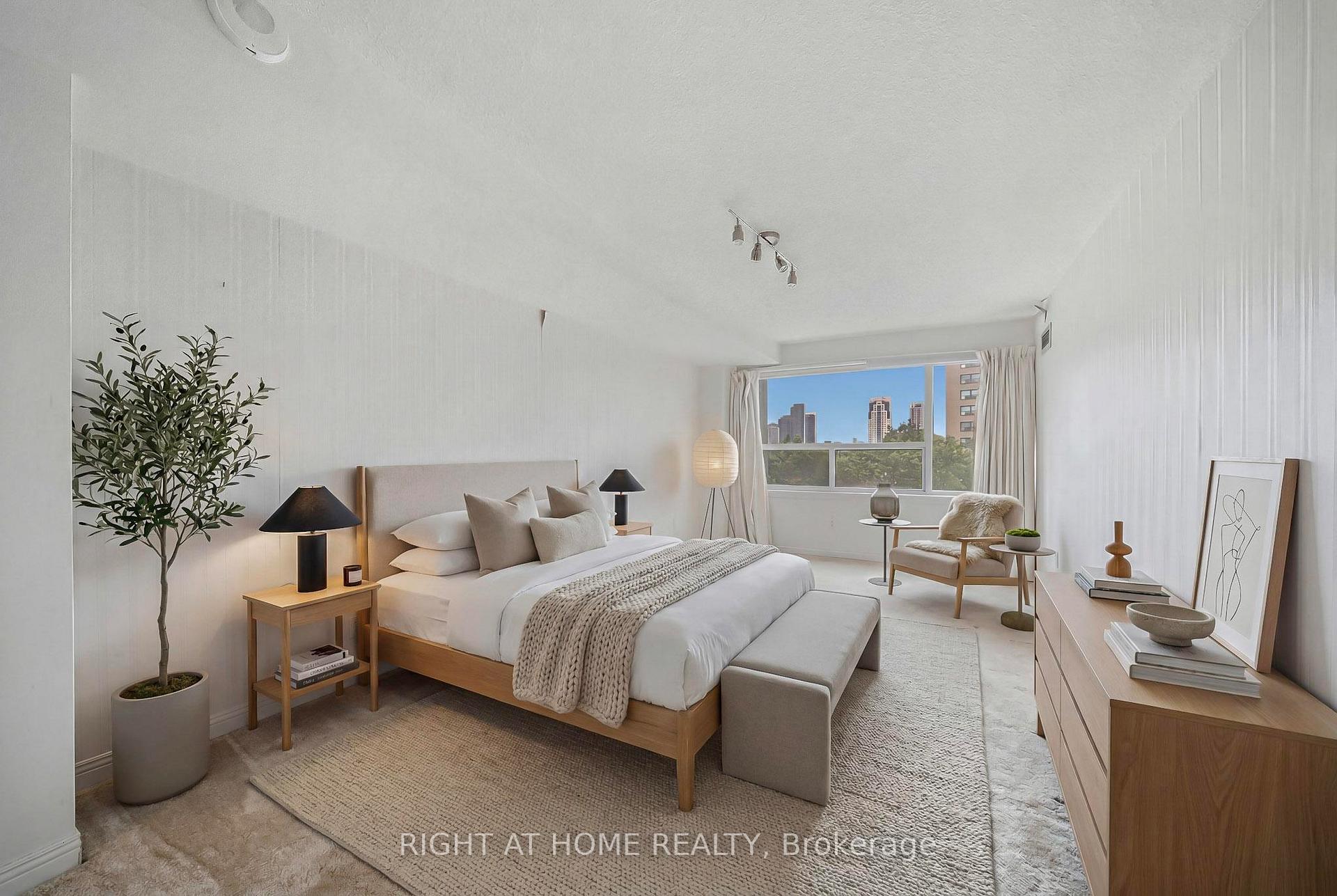 Photo 13 of Unit 419, 475 The West Mall, Etobicoke, Etobicoke West Mall — HOMEH