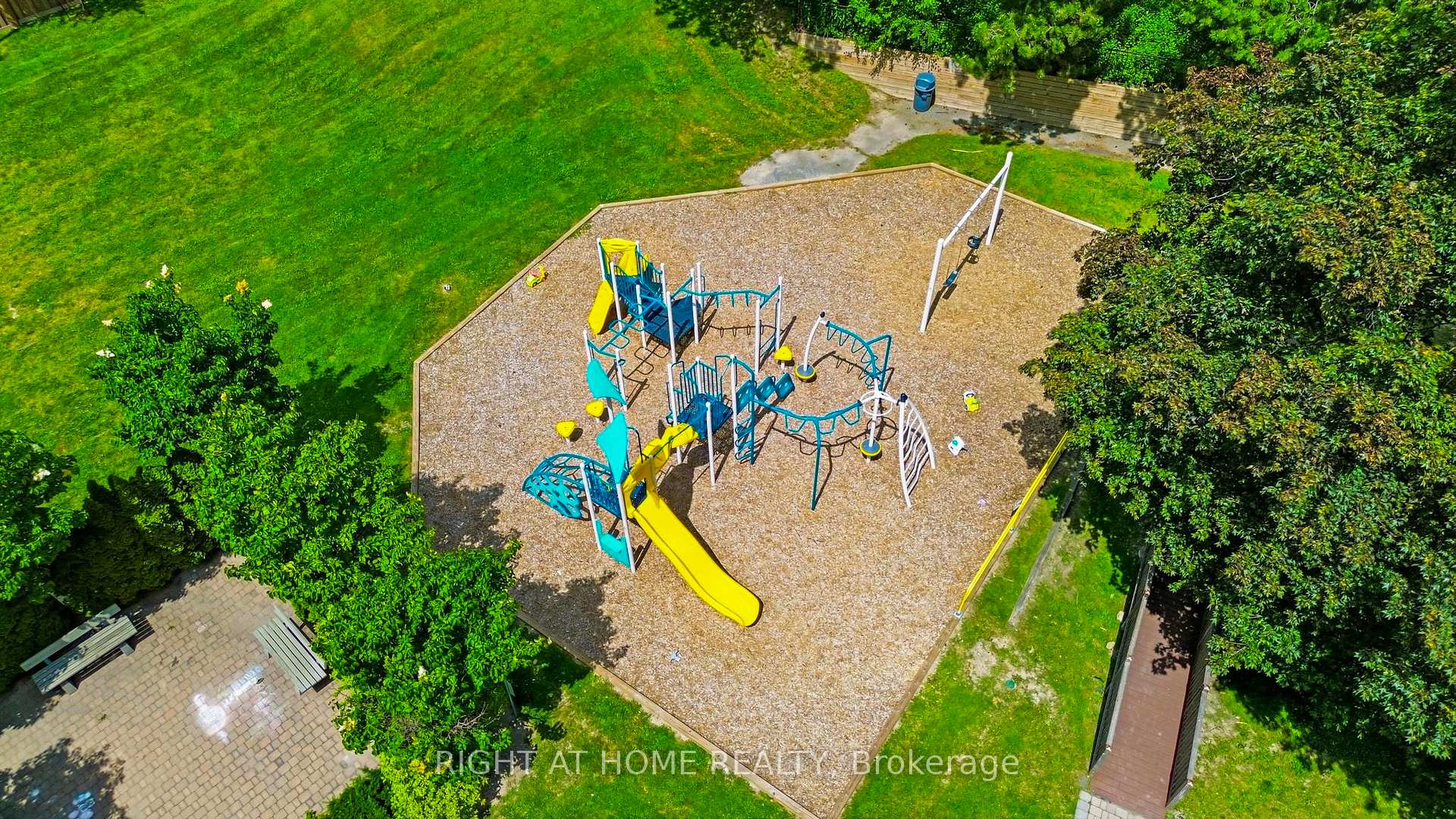 Photo 29 of Unit 419, 475 The West Mall, Etobicoke, Etobicoke West Mall — HOMEH