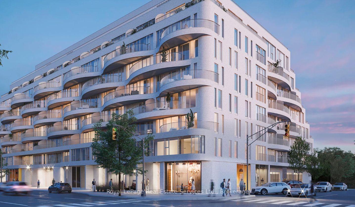 Front of Unit 431, 689 The Queensway