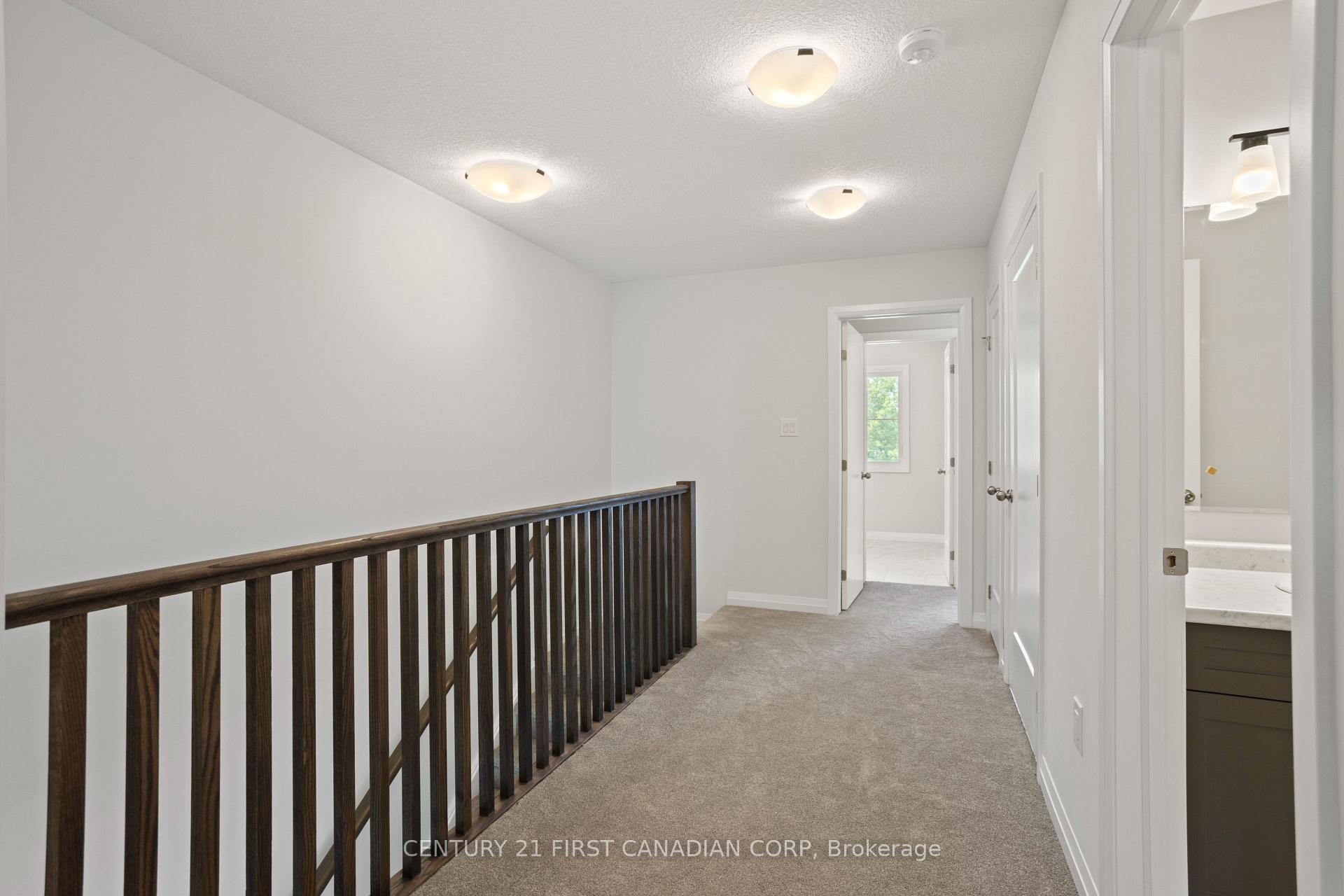 Photo 15 of 6901 Heathwoods Avenue, London, South V — HOMEH