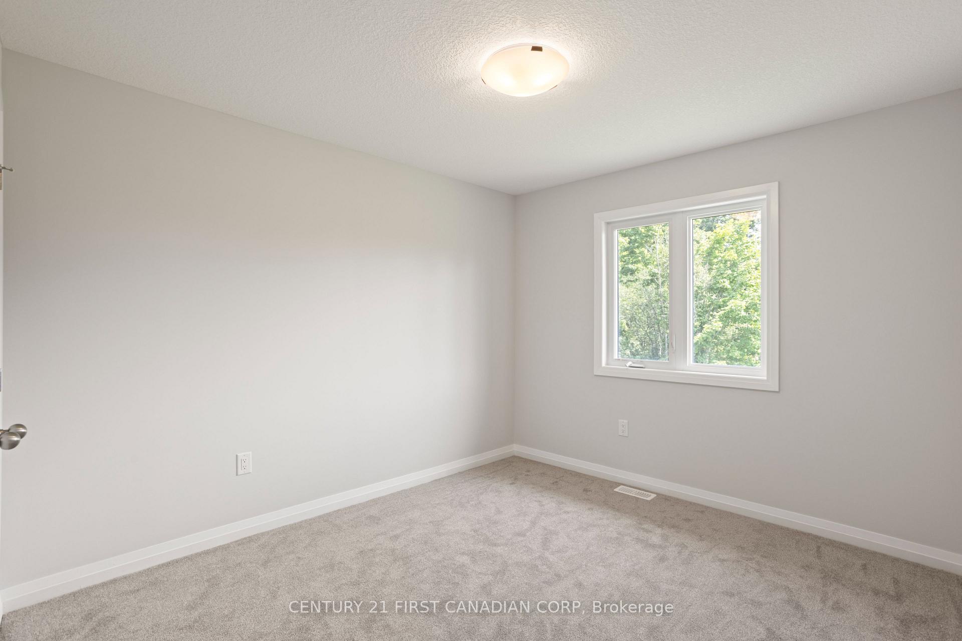 Photo 24 of 6901 Heathwoods Avenue, London, South V — HOMEH