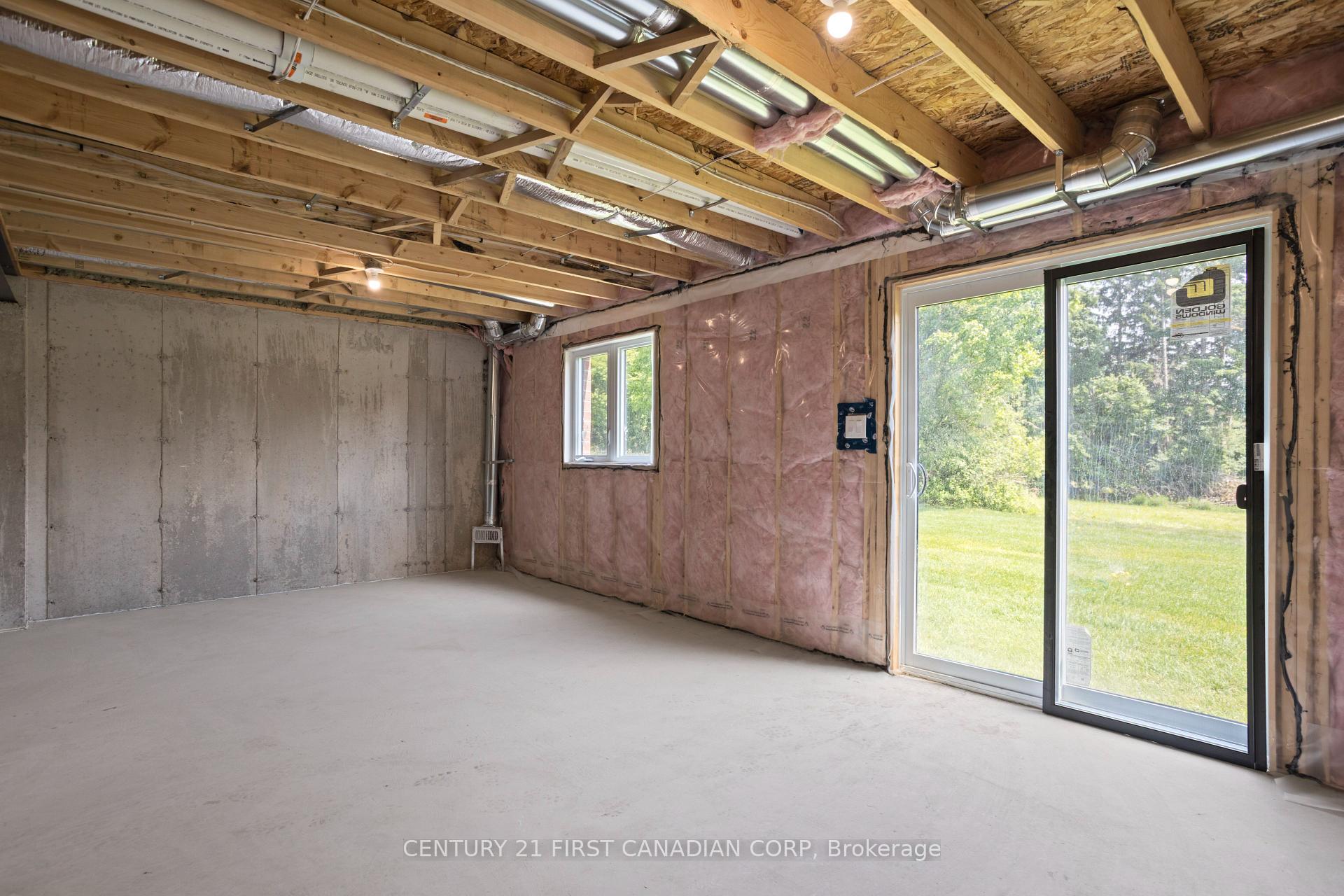 Photo 29 of 6901 Heathwoods Avenue, London, South V — HOMEH