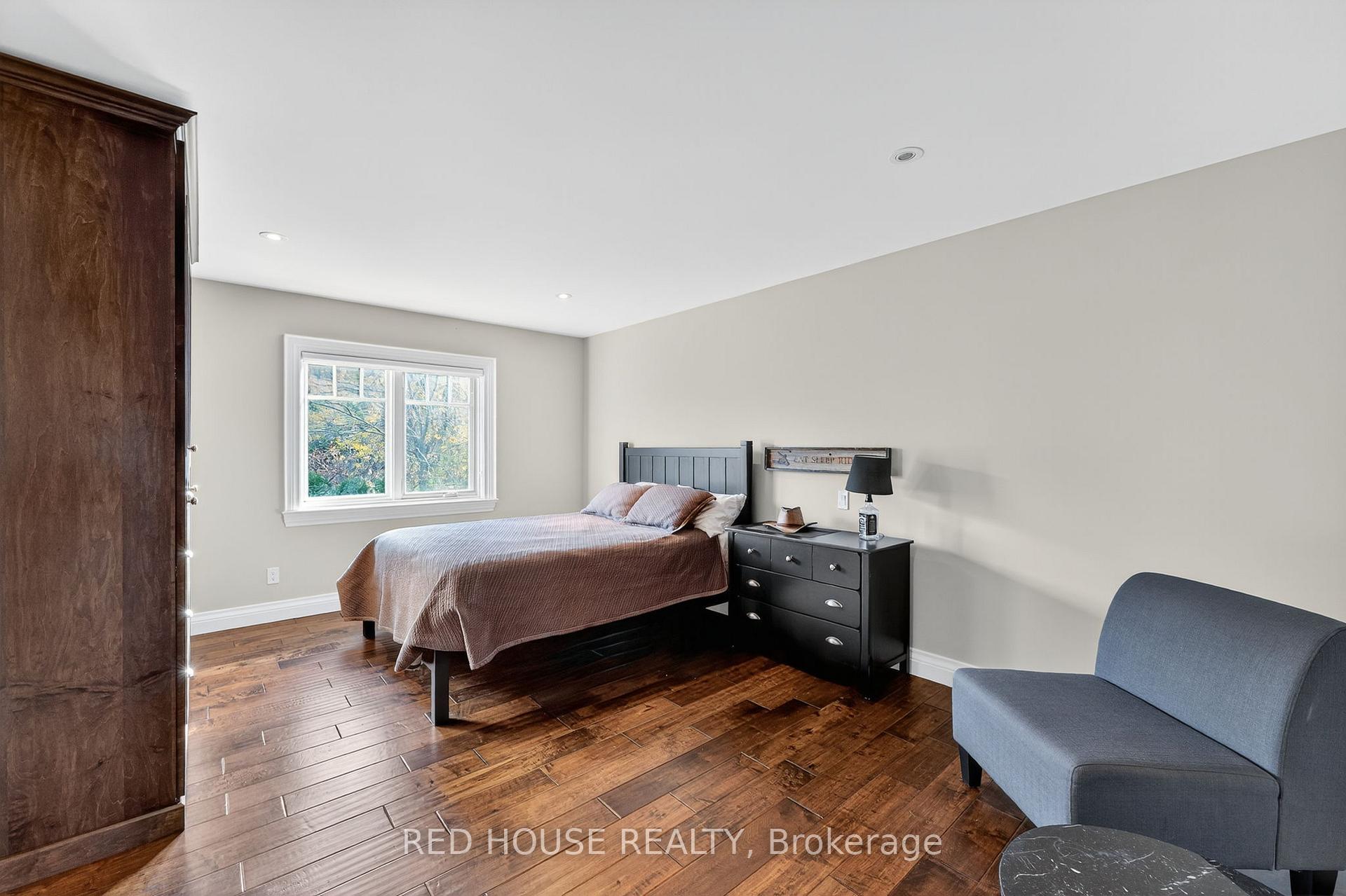 Photo 33 of 162 Delphi Lane N, Blue Mountains — HOMEH