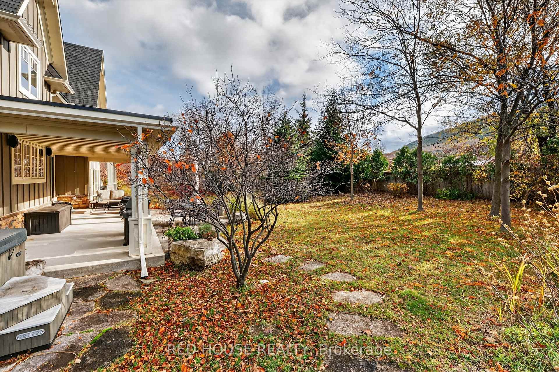 Photo 38 of 162 Delphi Lane N, Blue Mountains — HOMEH