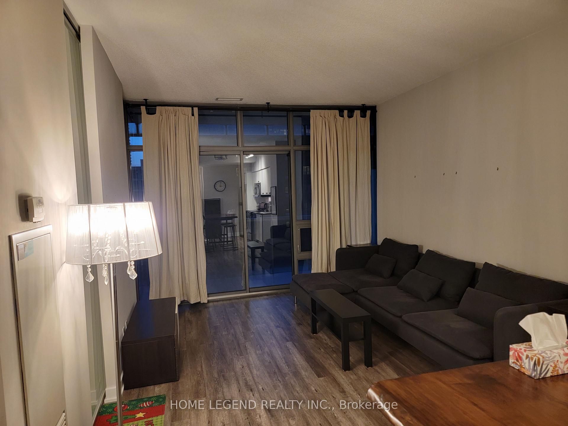 Photo 8 of Unit 606, 33 Charles Street E, Toronto, Church-Yonge Corridor — HOMEH