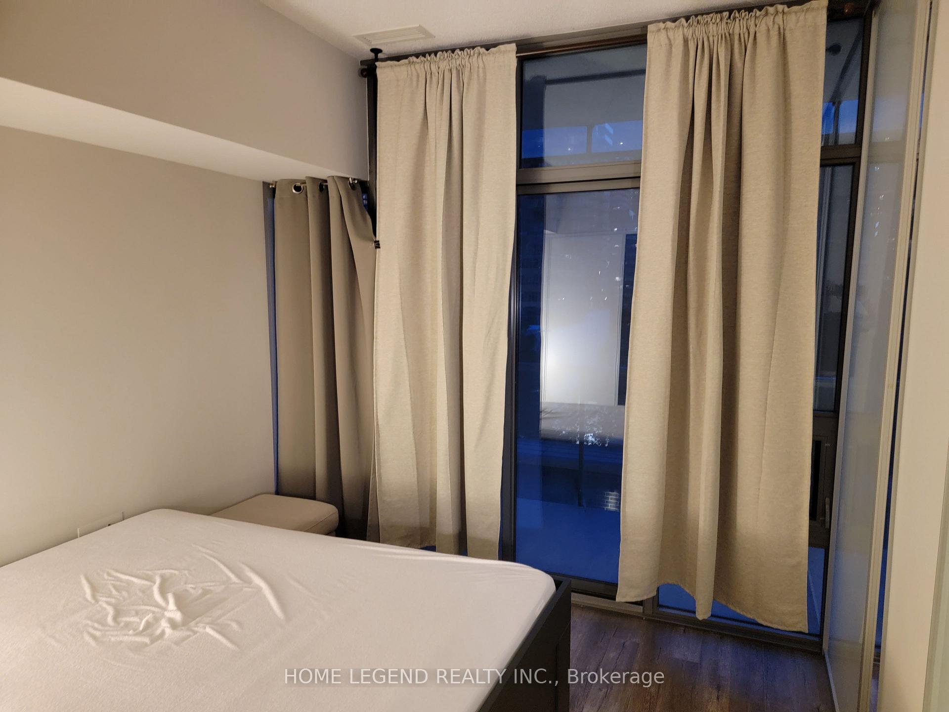 Photo 12 of Unit 606, 33 Charles Street E, Toronto, Church-Yonge Corridor — HOMEH