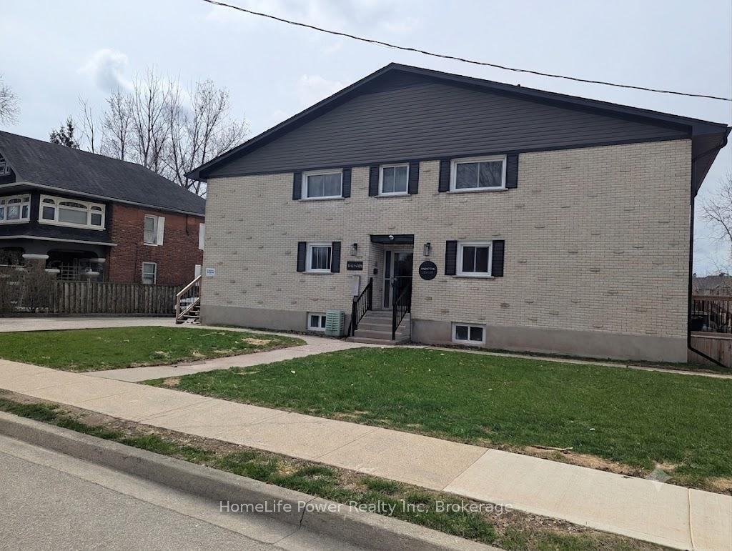 Photo 2 of Unit 421, 415-435 Garden Street, Cambridge, Lang's Farm — HOMEH