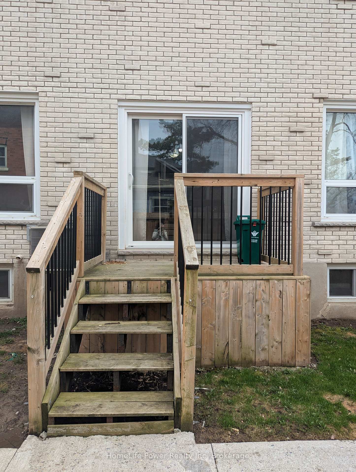 Photo 5 of Unit 421, 415-435 Garden Street, Cambridge, Lang's Farm — HOMEH
