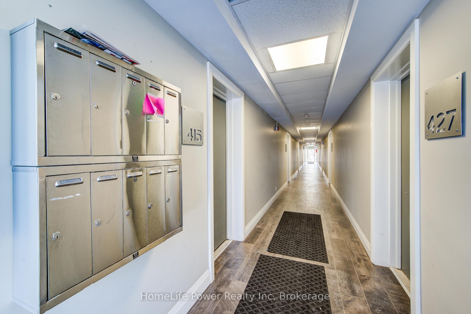 Photo 7 of Unit 421, 415-435 Garden Street, Cambridge, Lang's Farm — HOMEH