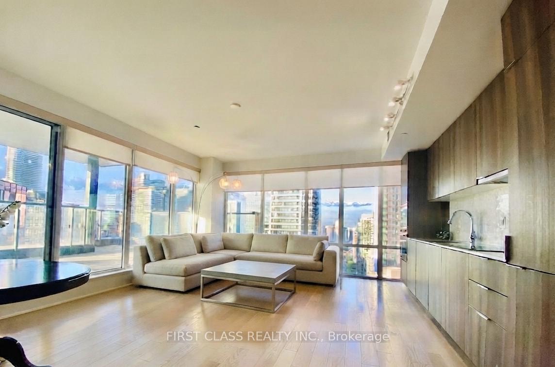Photo 2 of Unit 3208, 955 Bay Street, Toronto, Bay Street Corridor — HOMEH