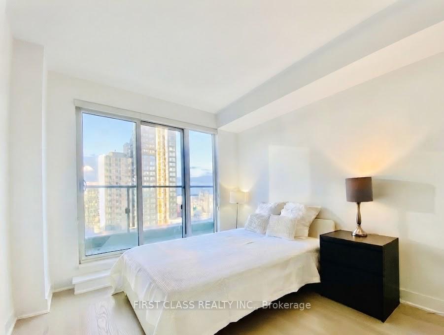 Photo 5 of Unit 3208, 955 Bay Street, Toronto, Bay Street Corridor — HOMEH