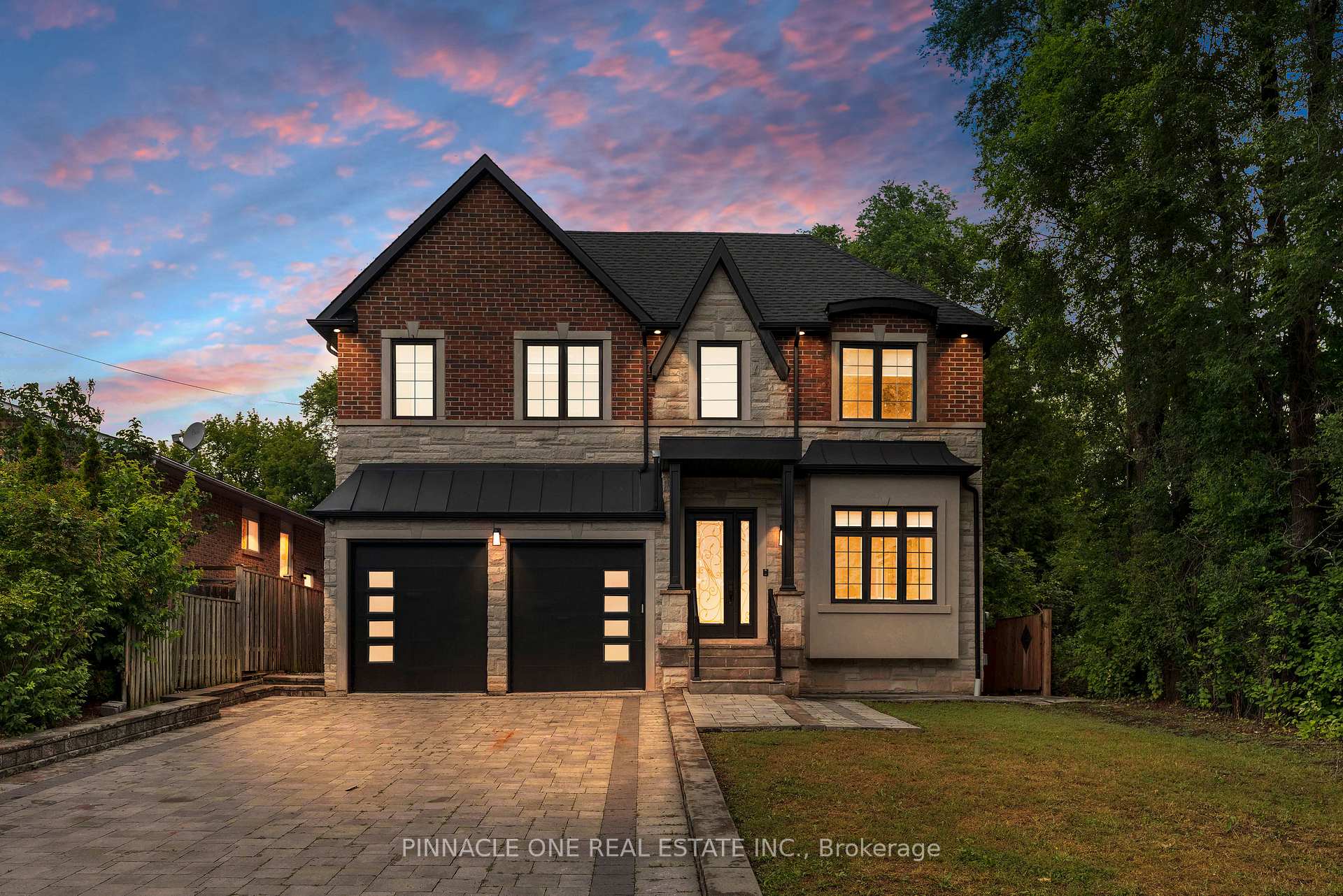 Photo 1 of 832 Sheppard Avenue, Pickering, Woodlands — HOMEH