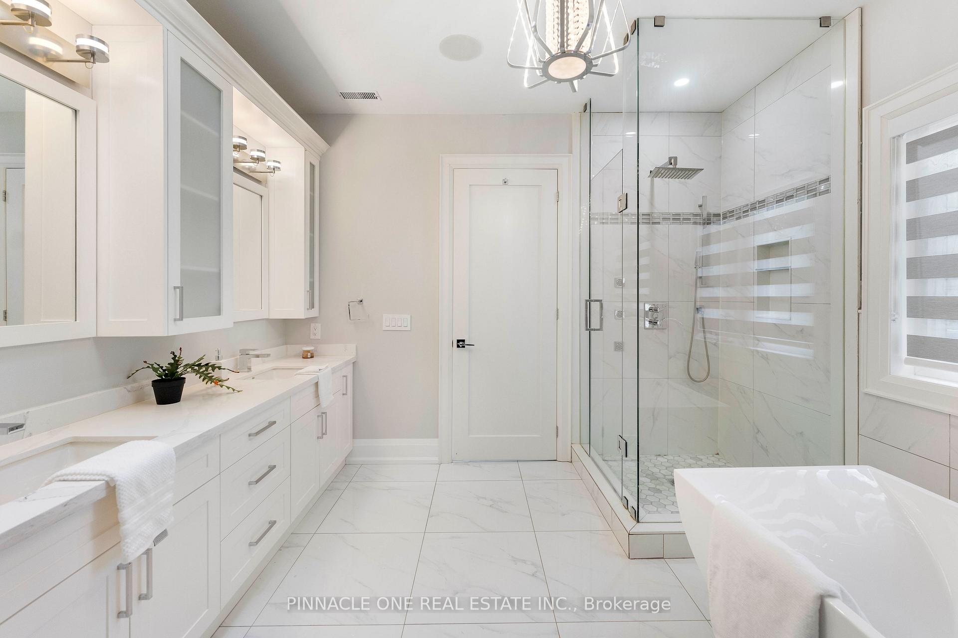 Photo 24 of 832 Sheppard Avenue, Pickering, Woodlands — HOMEH