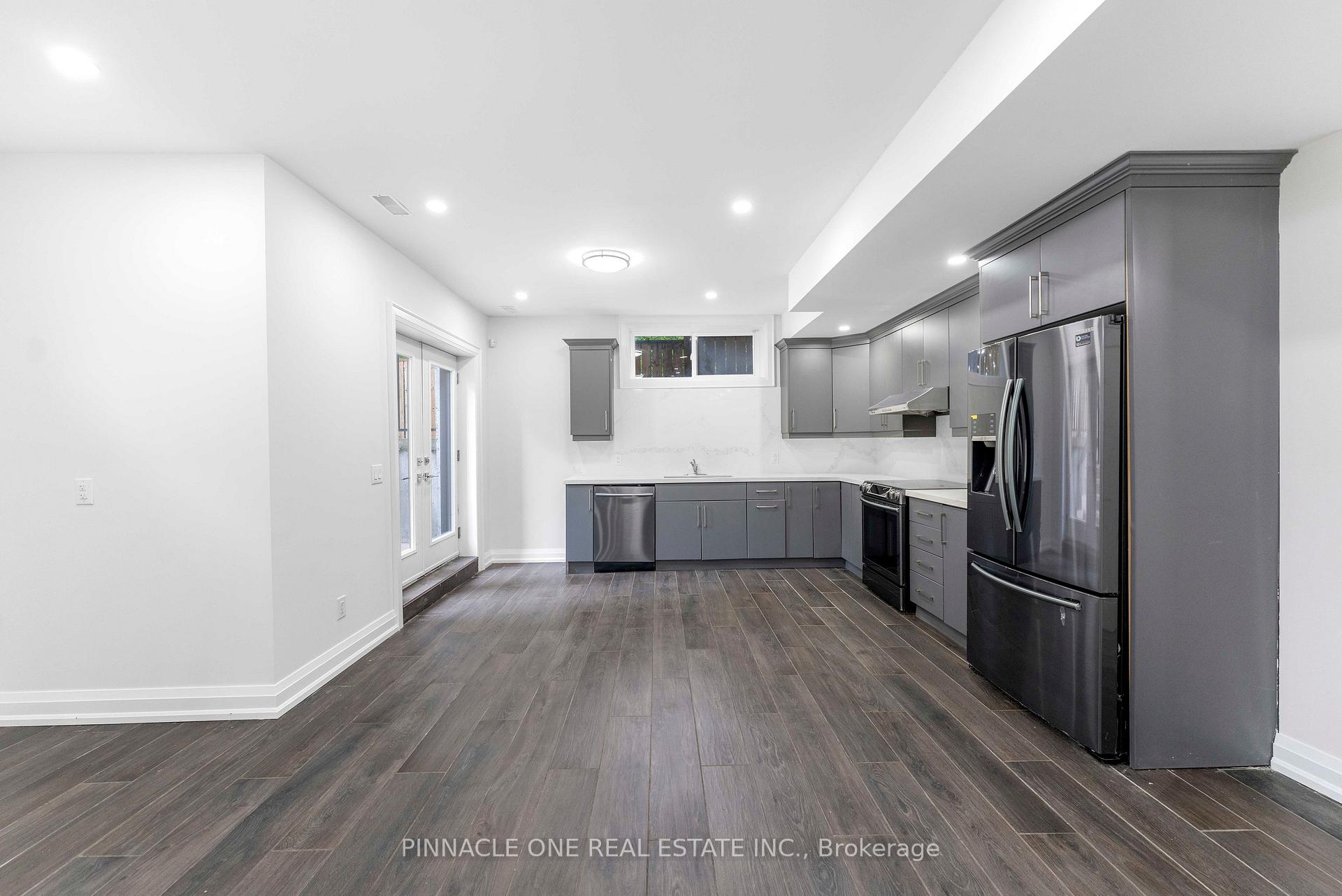 Photo 39 of 832 Sheppard Avenue, Pickering, Woodlands — HOMEH