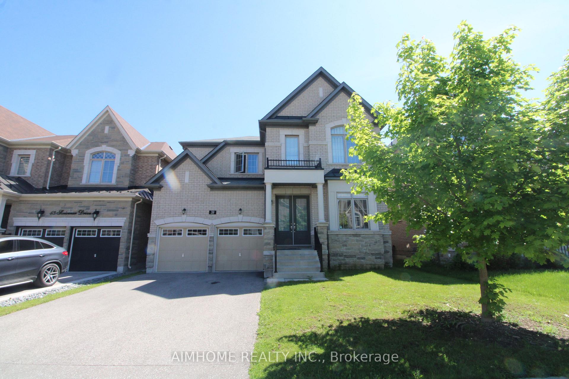 Photo 2 of 39 Scrivener Drive, Aurora, Rural Aurora — HOMEH