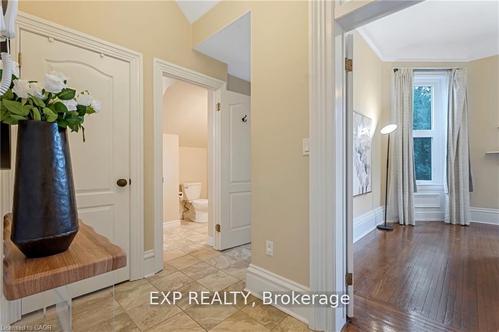 Photo 14 of Unit 2, 46 Herkimer Street, Hamilton, Kirkendall — HOMEH