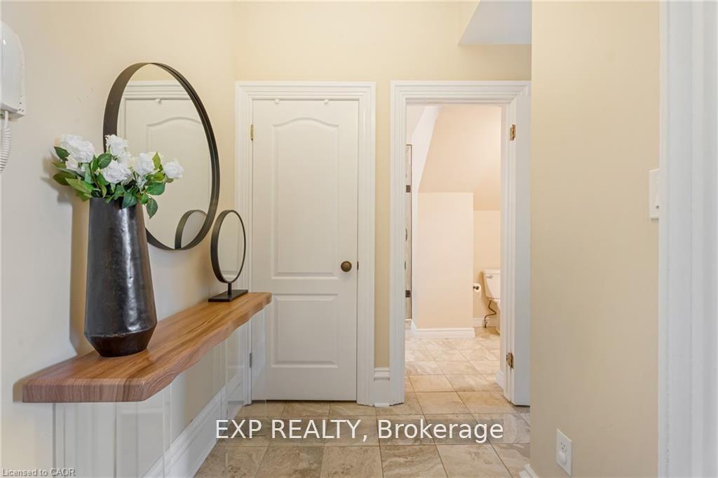 Photo 17 of Unit 2, 46 Herkimer Street, Hamilton, Kirkendall — HOMEH