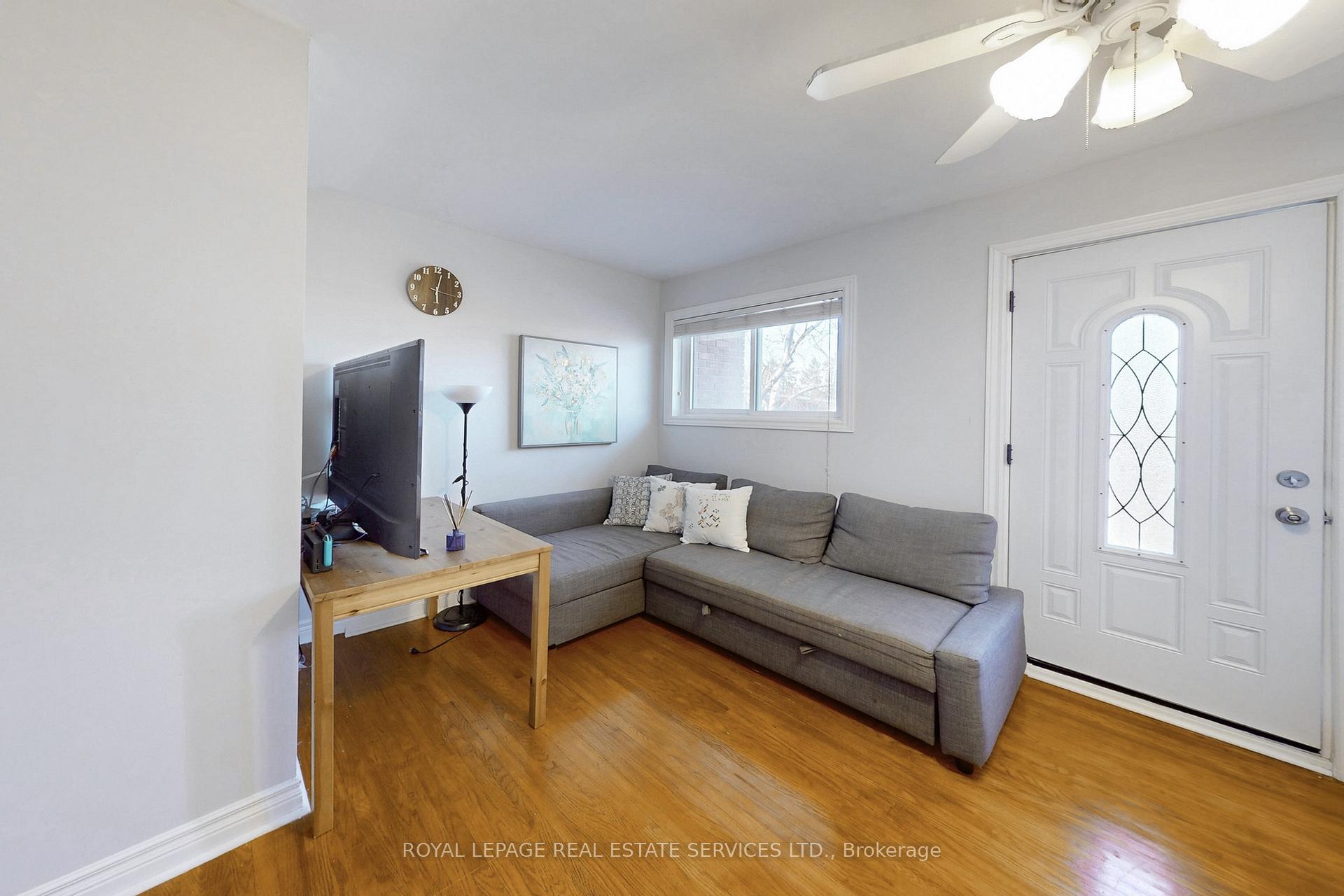 Photo 27 of Unit 25, 3001 Centennial Drive, Burlington, Palmer — HOMEH