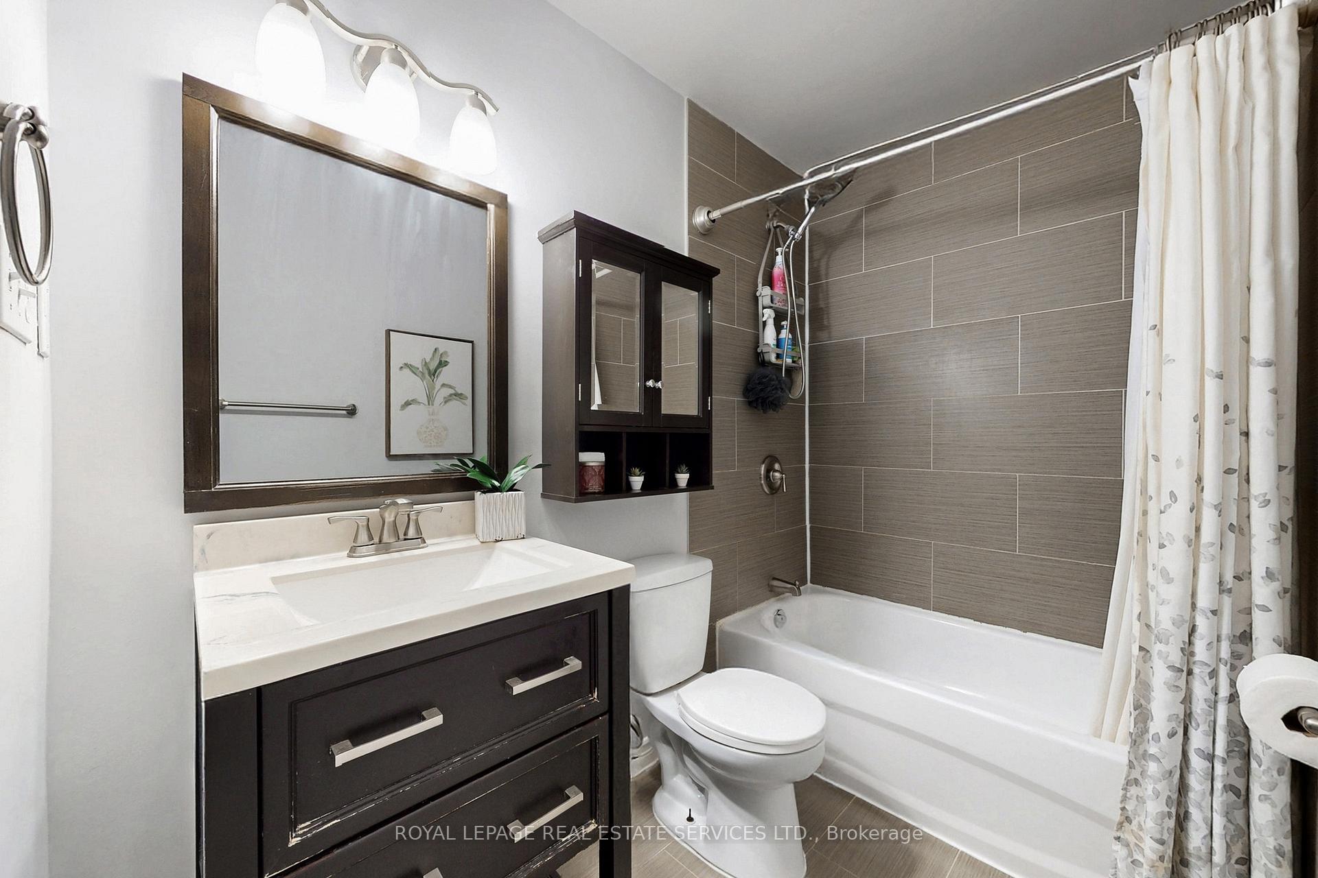 Photo 35 of Unit 25, 3001 Centennial Drive, Burlington, Palmer — HOMEH