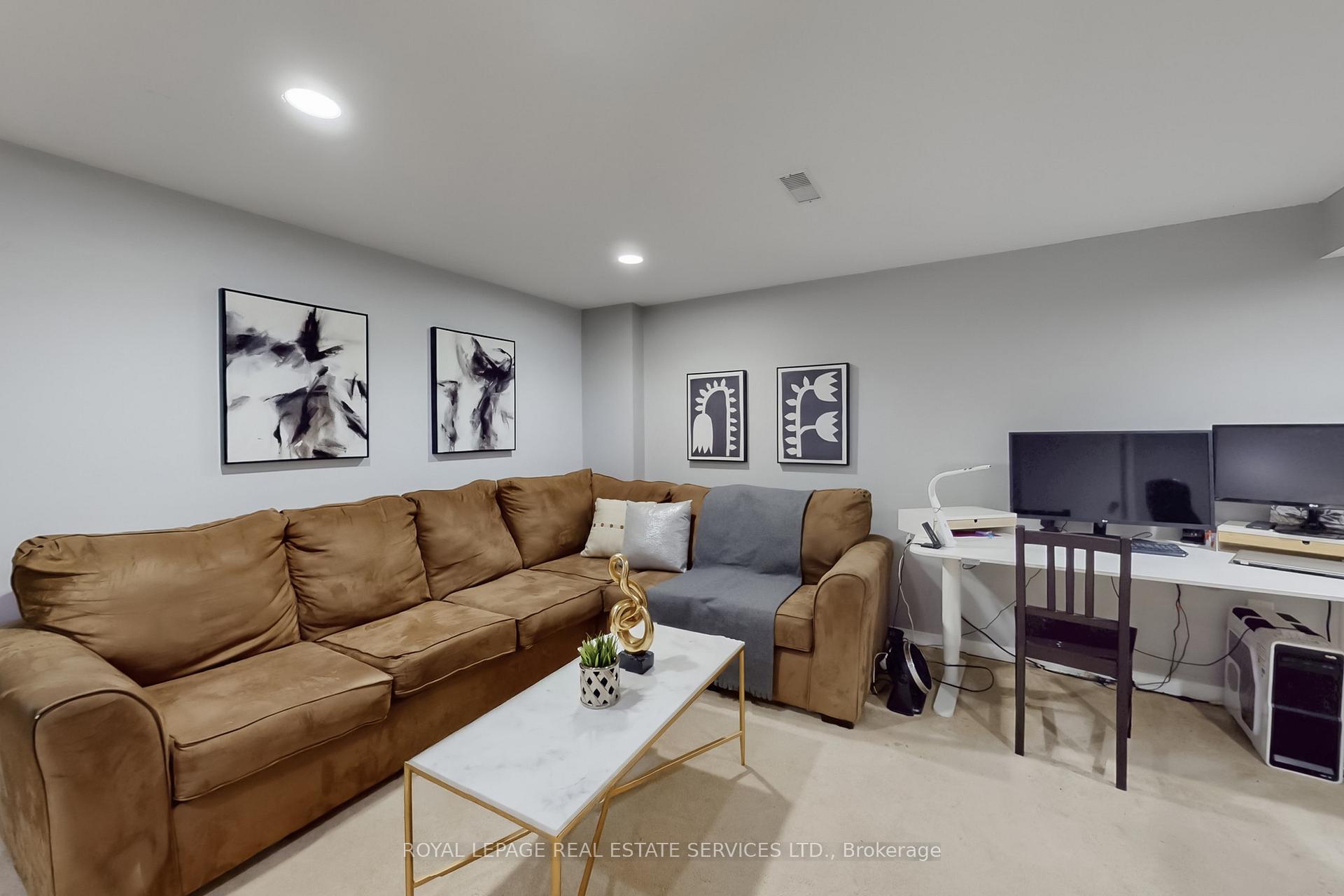Photo 39 of Unit 25, 3001 Centennial Drive, Burlington, Palmer — HOMEH