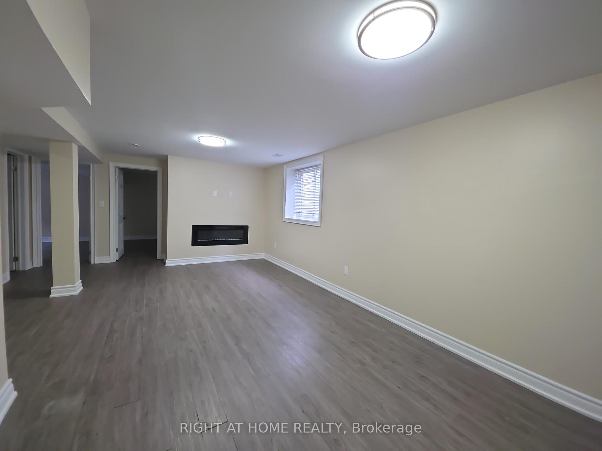 Photo 15 of 162 Hanmer Street E, Barrie, East Bayfield — HOMEH